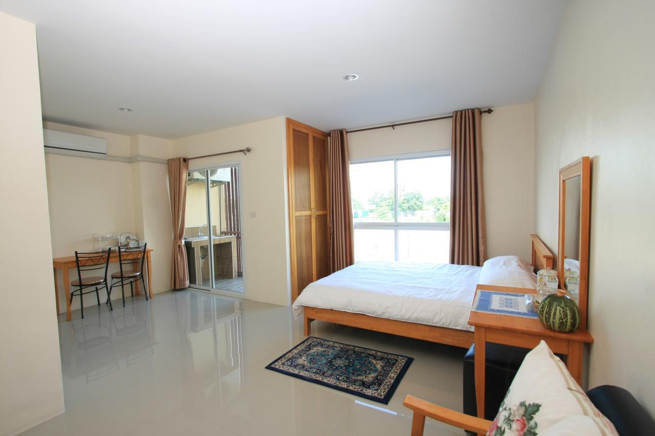 Chantorn Residence ศรีราชา ภายนอก รูปภาพ