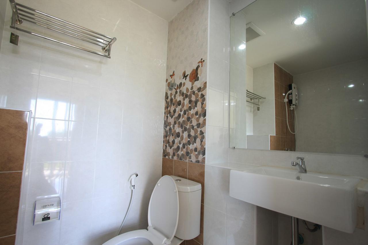 Chantorn Residence ศรีราชา ภายนอก รูปภาพ